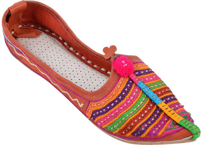 

Porcupine Rajasthani Traditional Mojaris For Men(Red)