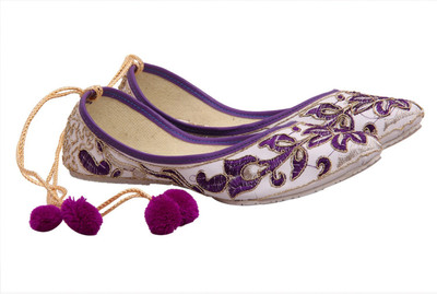 

Fashbeat Mojaris For Women(Purple