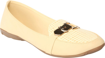 

Nayra Creations Bellies For Women(Beige