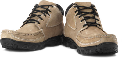 

Arthur Outdoors Shoes For Men(Black, Beige), Skin