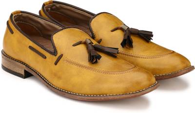 Footcholic Corporate Casuals