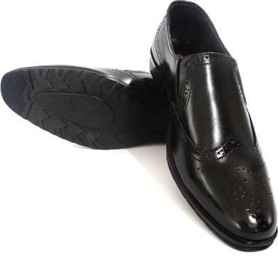 Besto Slip On Shoes