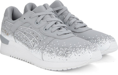 

Asics TIGER GEL-LYTE III Sneakers For Men(Grey, Light grey/light grey