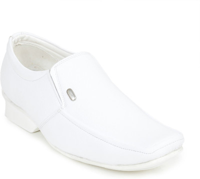 

Footrest Casuals Shoes For Men(White