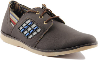 

Isole Casual Shoes For Men(Brown)