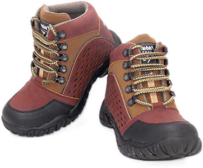 

Gorav Boys, Maroon