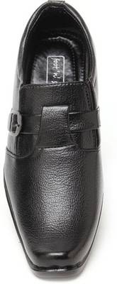 Baaj Slip On