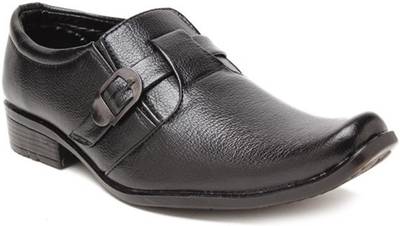 Baaj Slip On