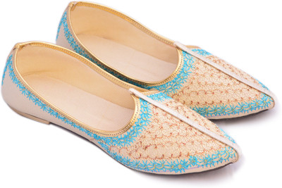 

Sapphire Jutis For Men(White, Blue), Cream
