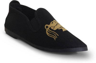 Scentra AQUARIUS Casuals For Men(Black