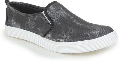 Funku Fashion Loafers For Women(Black