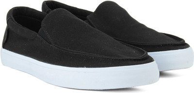

Vans BALI SF Men Slip On For Men(Black, White