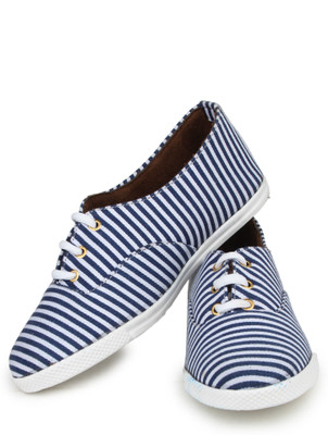 

Do Bhai Canvas Shoes For Women(Blue)