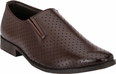 

Shoe Smith SS1106 Slip On Shoes For Men(Brown)