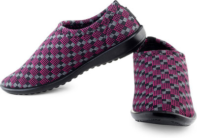 

Lancer Casuals Shoes For Women(Pink)