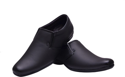 

Fentacia Dingy Slip On Shoes For Men(Black