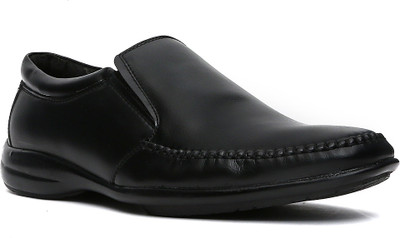 

NOHIDE Slip On For Men(Black