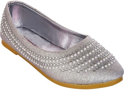 

Glinchy Comfortable Party Wear Synthetic Leather Bellies For Women(Silver