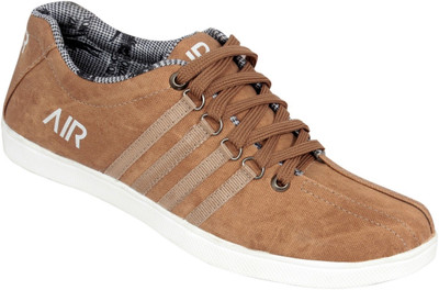 

Ztoez Tan Canvas Shoes For Men(Tan)