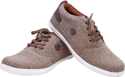 Fashion Victim cheeku jumpin Casuals For Men(Beige