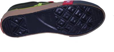 Sparx Sneakers