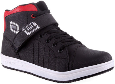 

Broxx Canvas Shoes For Men(Black, Red
