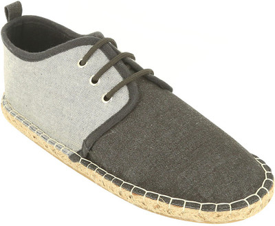 

Live Ur Style LUS-ESPA78 Espadrilles For Men(Black, Grey
