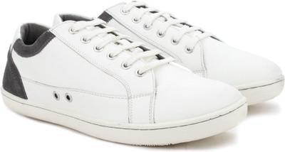 

WROGN Synthetic Sneakers For Men(White