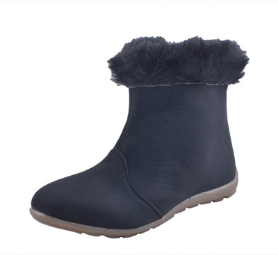 

Adorn Active and Cool Boots For Women(Black