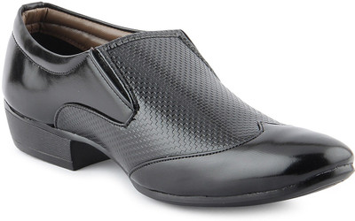 

Airglobe Slip On Shoes For Men(Black