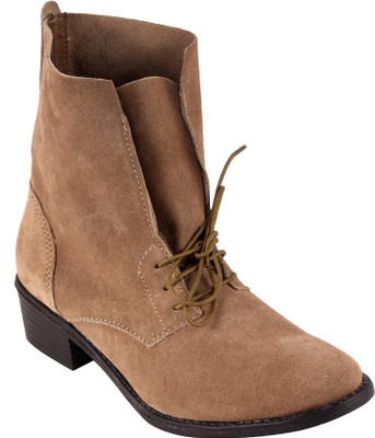 60% OFF on Urban Country Ladies Boots For Women(Beige) 60% OFF on Urban Country Ladies Boots For Women(Beige)