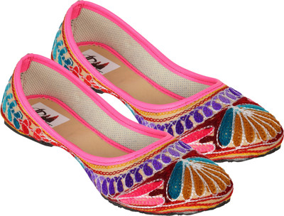 

Decot Paradise Maroon Flat Ethnic Footwear Bellies For Women(Multicolor