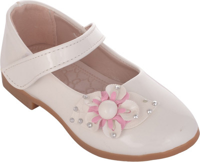 

Glinchy Girls, White