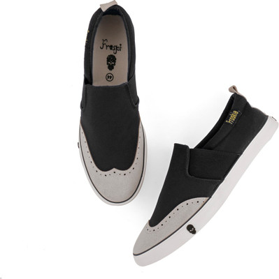 

Froskie Sneakers For Men(Black, Grey