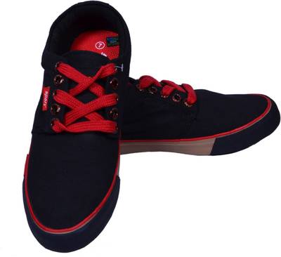 Sparx Sneakers