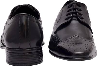 Hirel's Lace Up Shoes