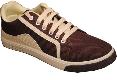 

Fluid Sp11new Canvas Shoes For Men(Brown)