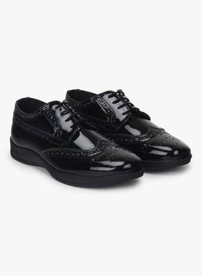 Knotty Derby Susan Brogue Derby Lace Up