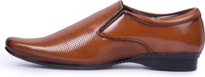 Baaj Slip On