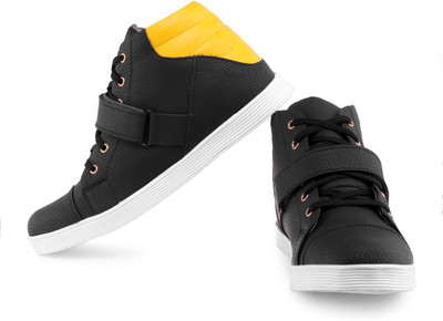 

Clerk Sneakers For Men(Yellow