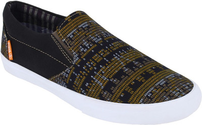 

Guava Sneakers For Men(Black, 09;black