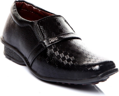 

Trilokani Boys, Black