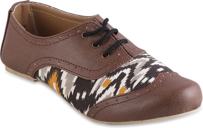 

Chalk Studio Chalk Studio - Masaille - Oxford Lace Ups Casuals For Women(Tan