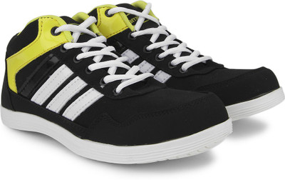 

Terravulc Men Mid Ankle Sneakers For Men(Black, White), Grey