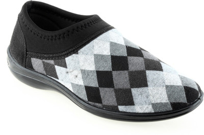 

Lancer Casuals For Women(Black, Grey
