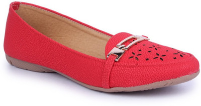 

Sindhi Footwear Loafers Loafers For Women(Red)