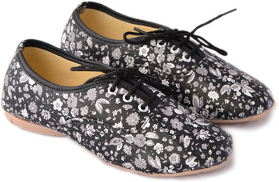 

Myra Floral Printed Casuals For Women(Black)