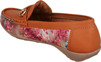 

Bruno Manetti DVS-008-LB Loafers For Women(Tan