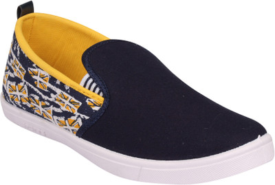 

Tempo Casuals For Men(Blue