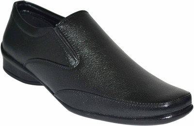 

Strive Simple Slip On For Men(Black